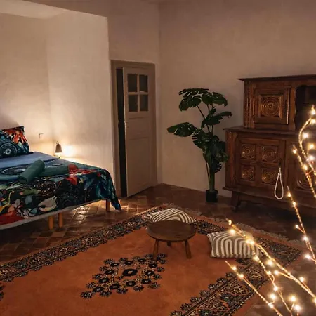 Holiday home Les 2 Petits Lapins Luc-sur-Orbieu